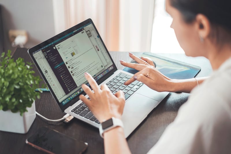 Télétravail en 2026 : découvrez les avantages et inconvénients pour votre entreprise